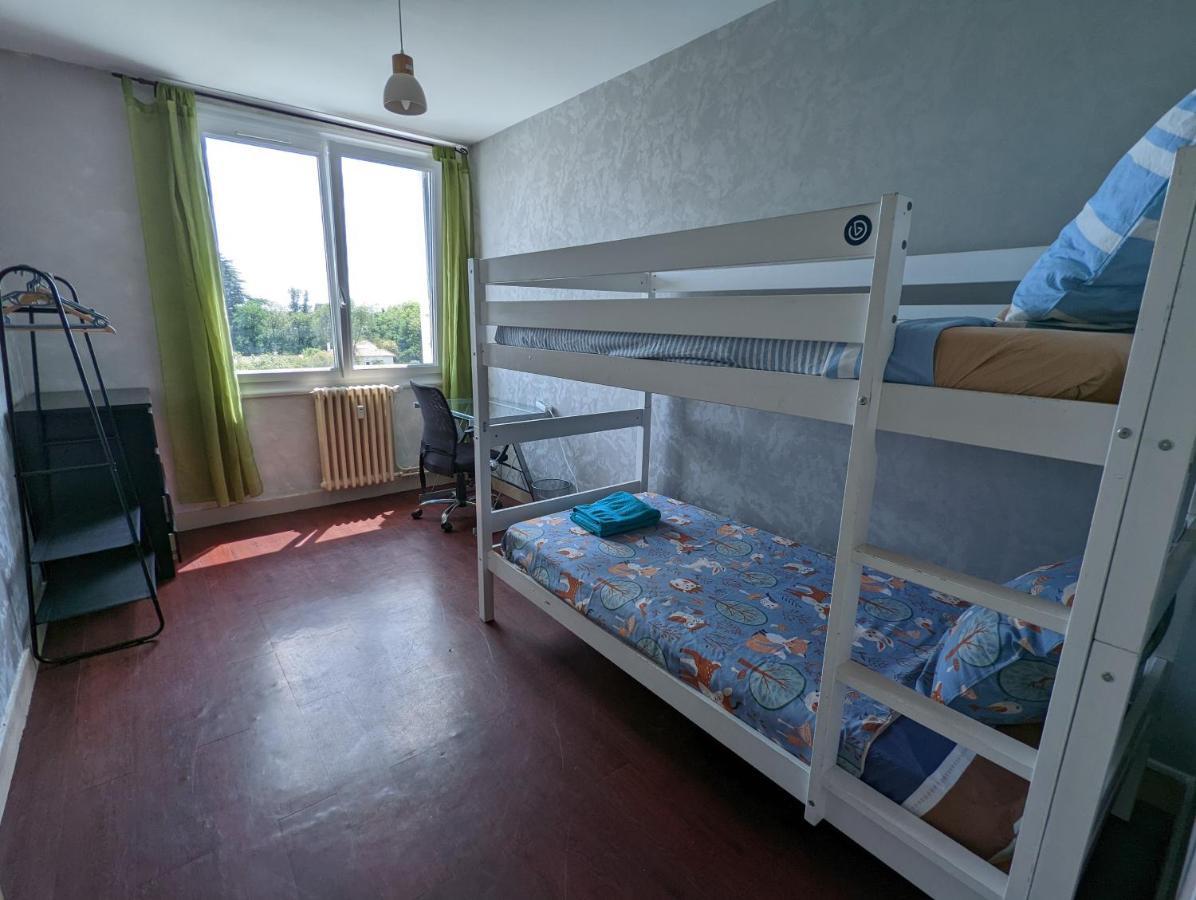 Bellejoie - Appartement T3- Poitiers Sud - Direct Futuroscope - Parking Et Wifi Gratuit Exterior foto
