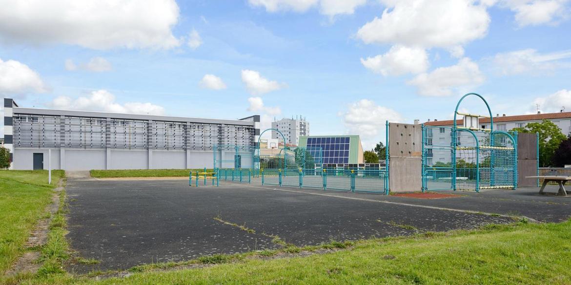 Bellejoie - Appartement T3- Poitiers Sud - Direct Futuroscope - Parking Et Wifi Gratuit Exterior foto